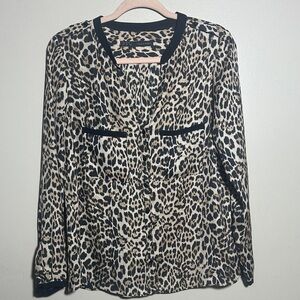 Zara Leopard V Neck Button Down Top |‎ Medium